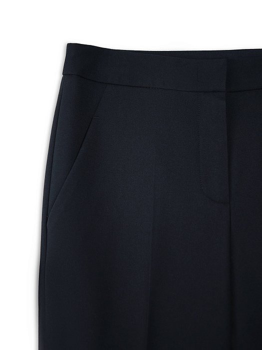 Зауженные брюки со стрелками: фото №7