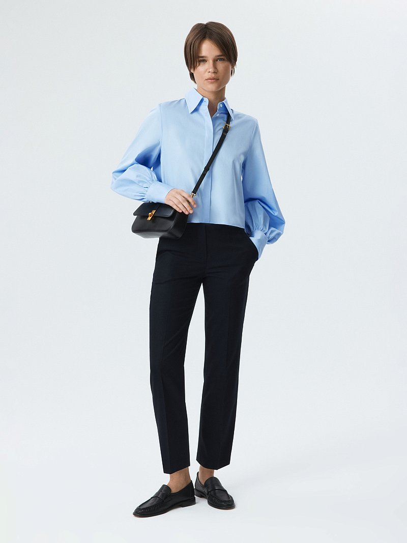 Зауженные укороченные брюки