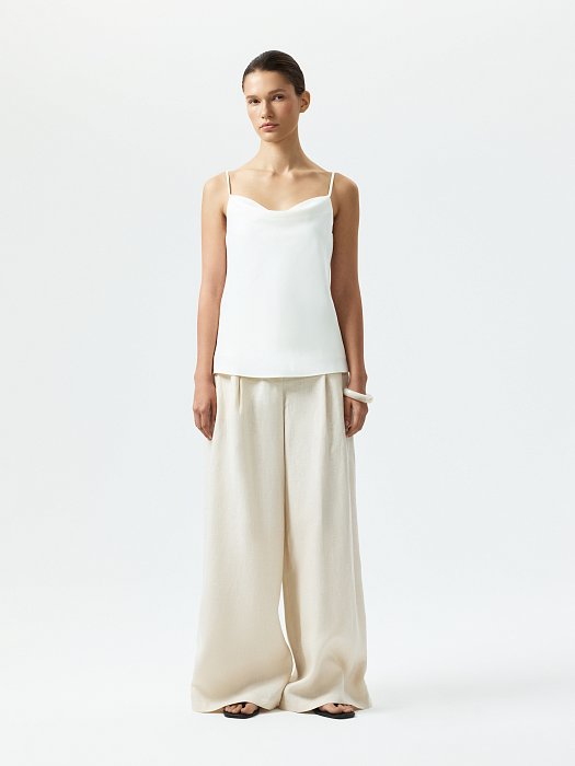 Атласный топ на бретелях: фото №2