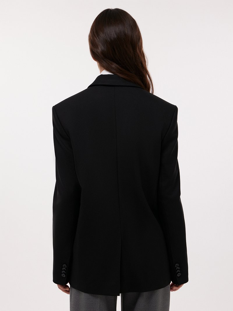 Однобортный жакет прямого кроя