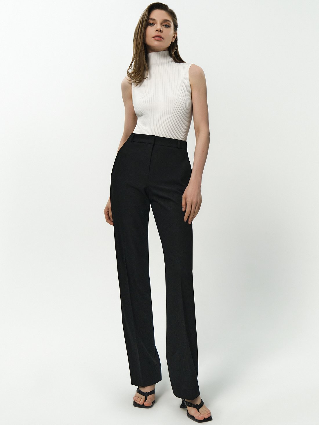 Прямые брюки из плотной ткани: фото №1