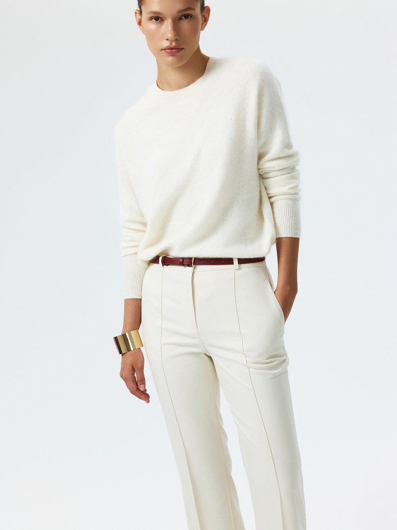 Расклешенные брюки со стрелками