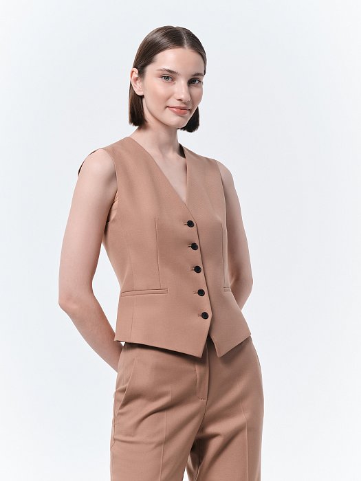 Однобортный жилет на пуговицах: фото №4