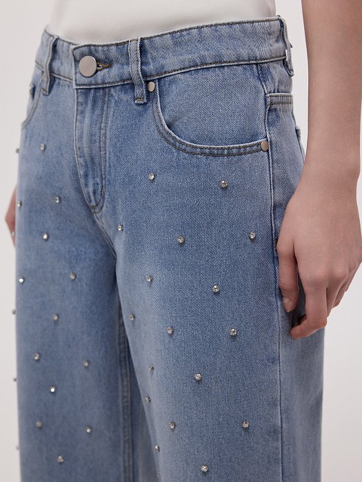 Прямые джинсы со стразами: фото №3