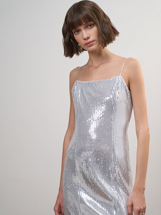 Вечернее платье на бретелях: фото №4