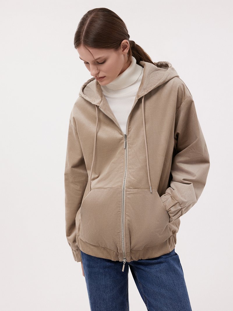 Легкая куртка из вельвета