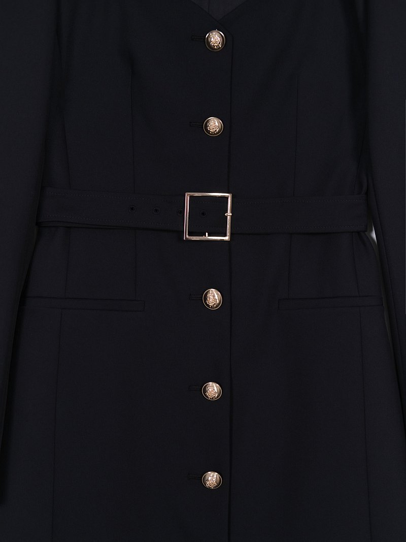 Платье из костюмной ткани с поясом