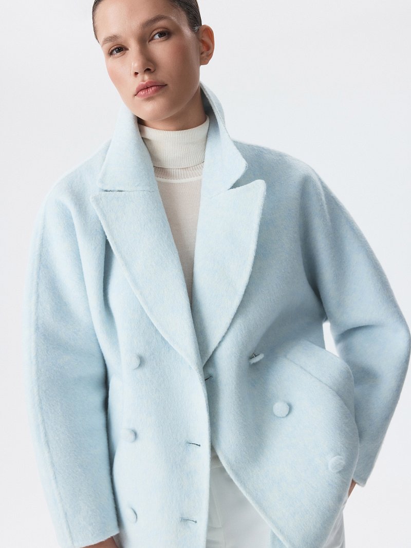 Двубортное укороченное пальто