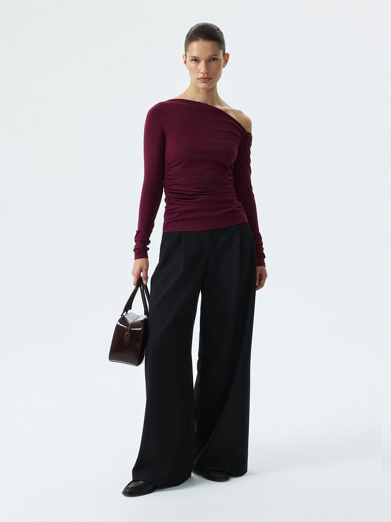 Асимметричный лонгслив с драпировками