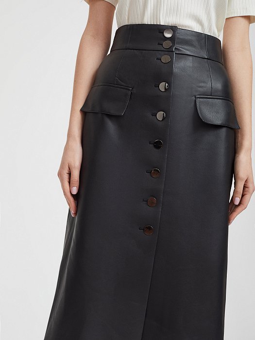 Юбка из искусственной кожи на пуговицах: фото №2