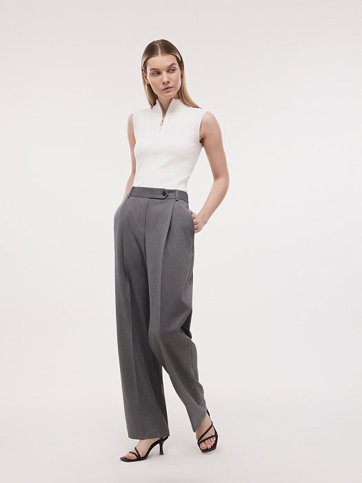 Прямые брюки с защипами: фото №5