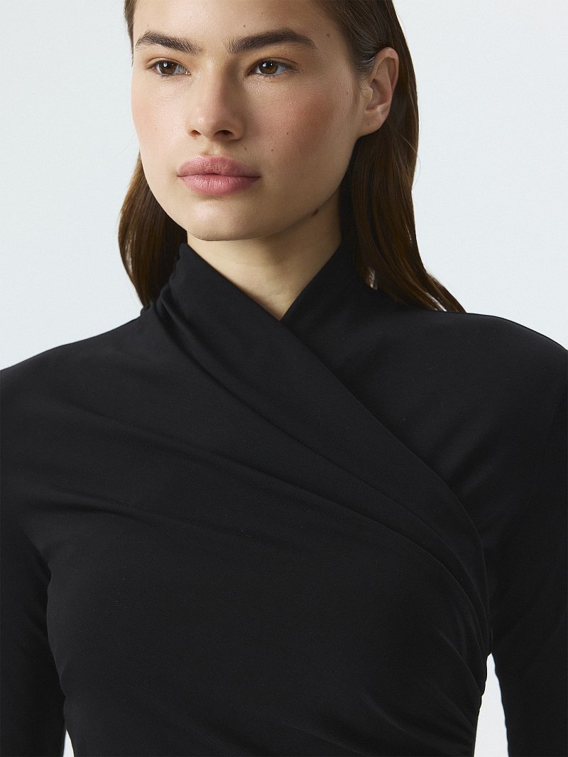 Лонгслив на запах