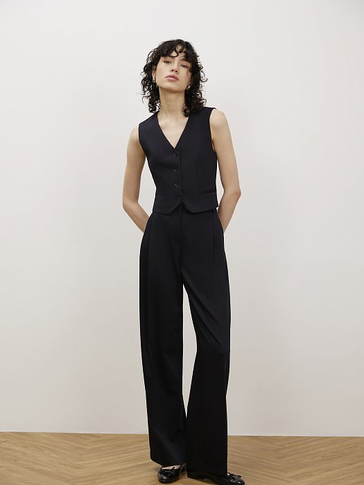 Жилет приталенный: фото №2