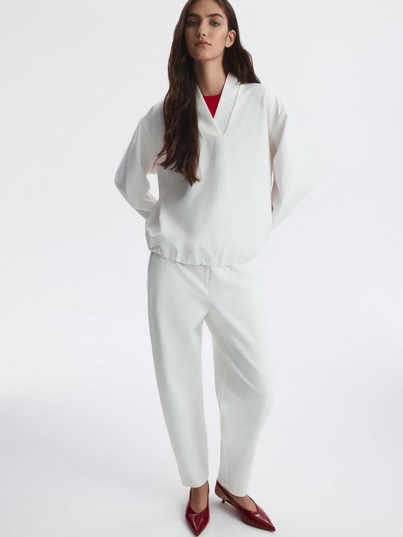 Свитшот с V-вырезом 