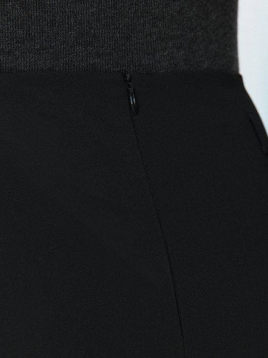 Прямая юбка-миди: фото №4