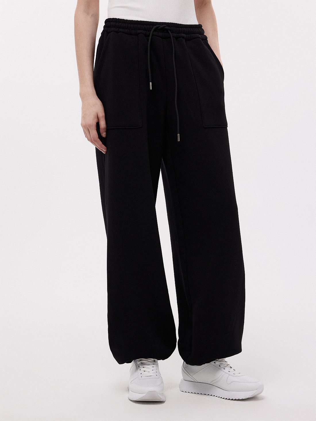 Джоггеры из футера: фото №1