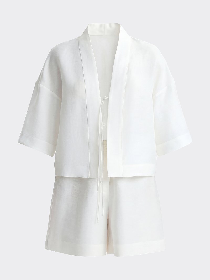 Льняной костюм с шортами