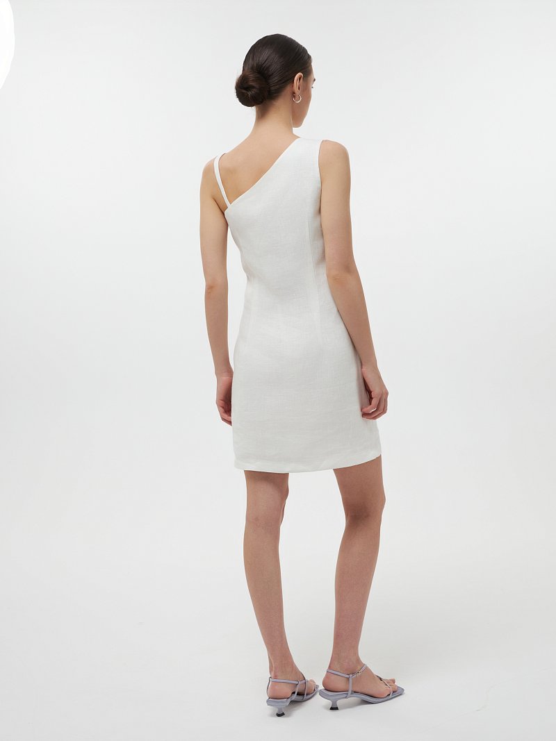 Платье из натурального льна