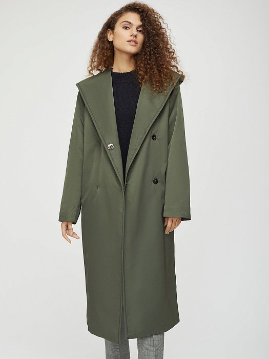 Утепленное пальто с поясом: фото №3