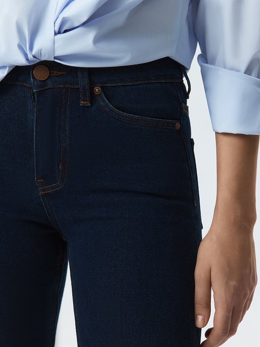 Зауженные джинсы: фото №4