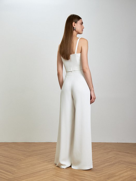 Широкие брюки с защипами: фото №6