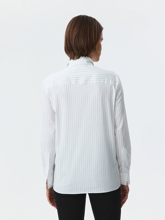 Полосатая рубашка с галстуком: фото №5