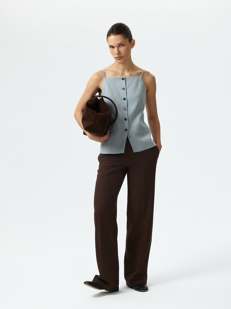 Жилет с квадратным вырезом