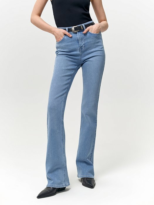 Джинсы-клеш: фото №4