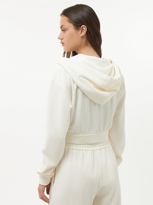 Укороченная толстовка из велюра : фото №5