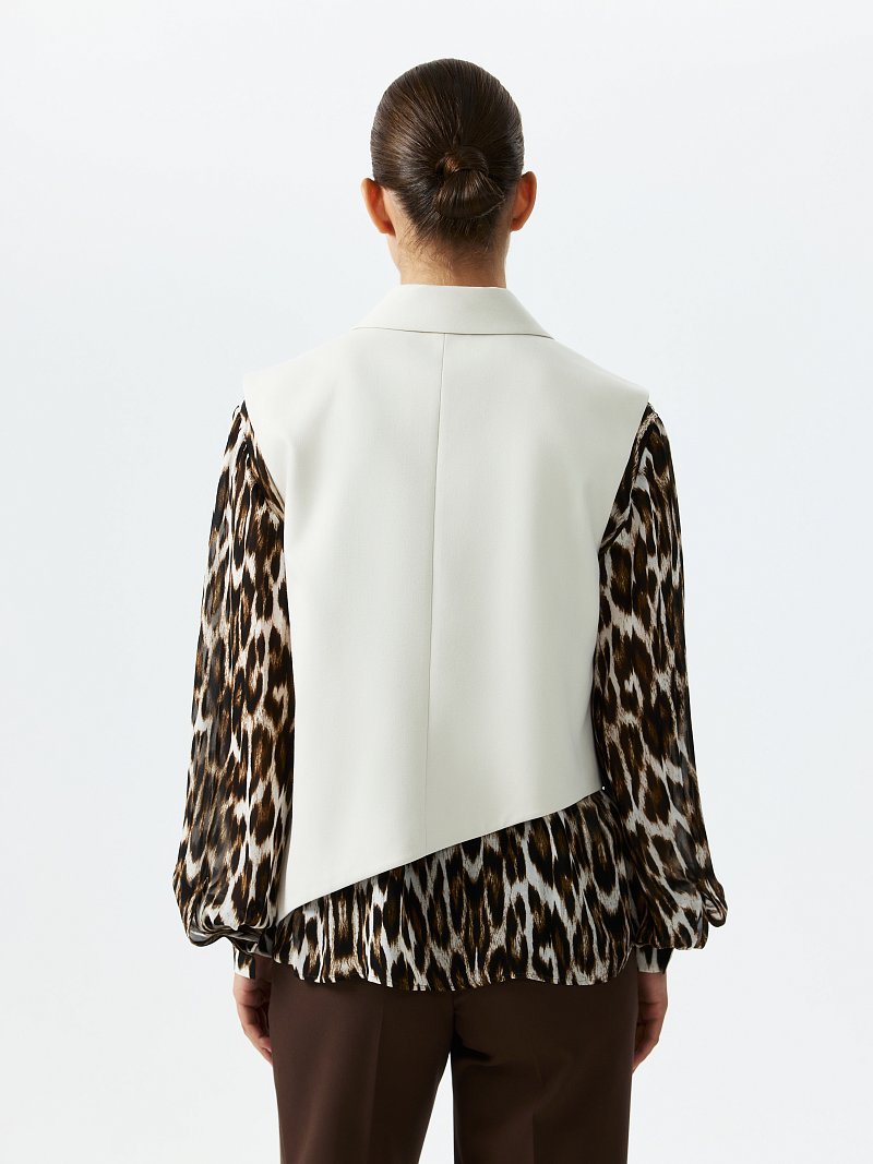 Укороченный асимметричный жилет