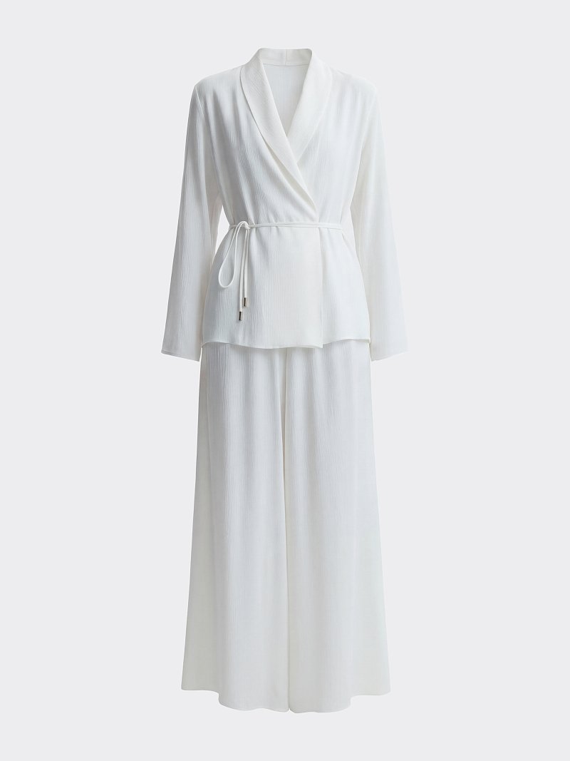 Костюм из вискозы