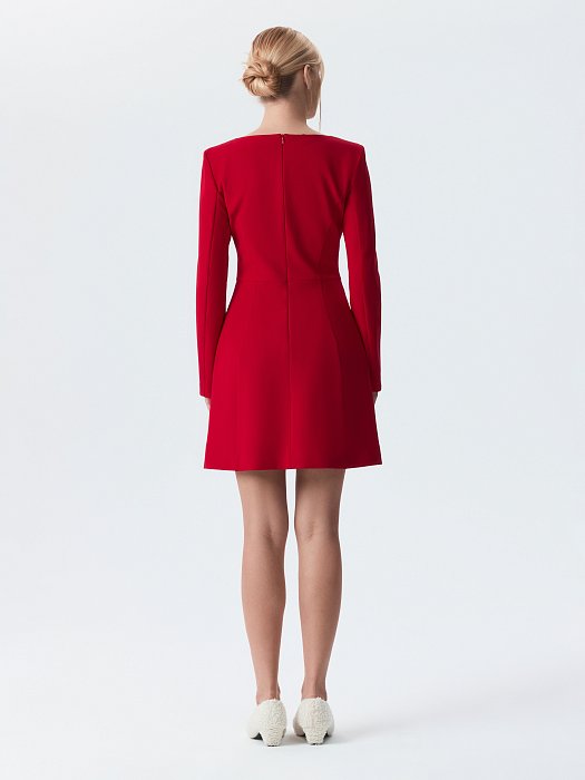 Классическое приталенное платье: фото №5