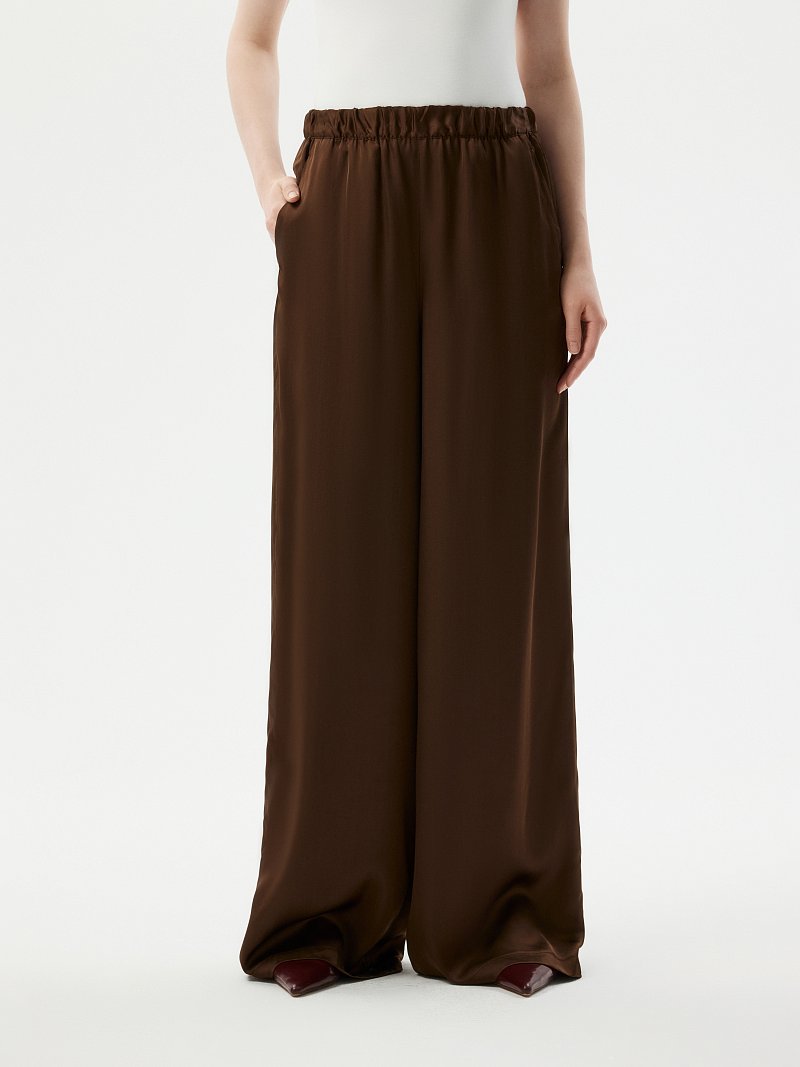 Атласные брюки на резинке