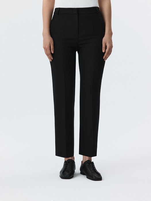 Зауженные брюки со стрелками: фото №3