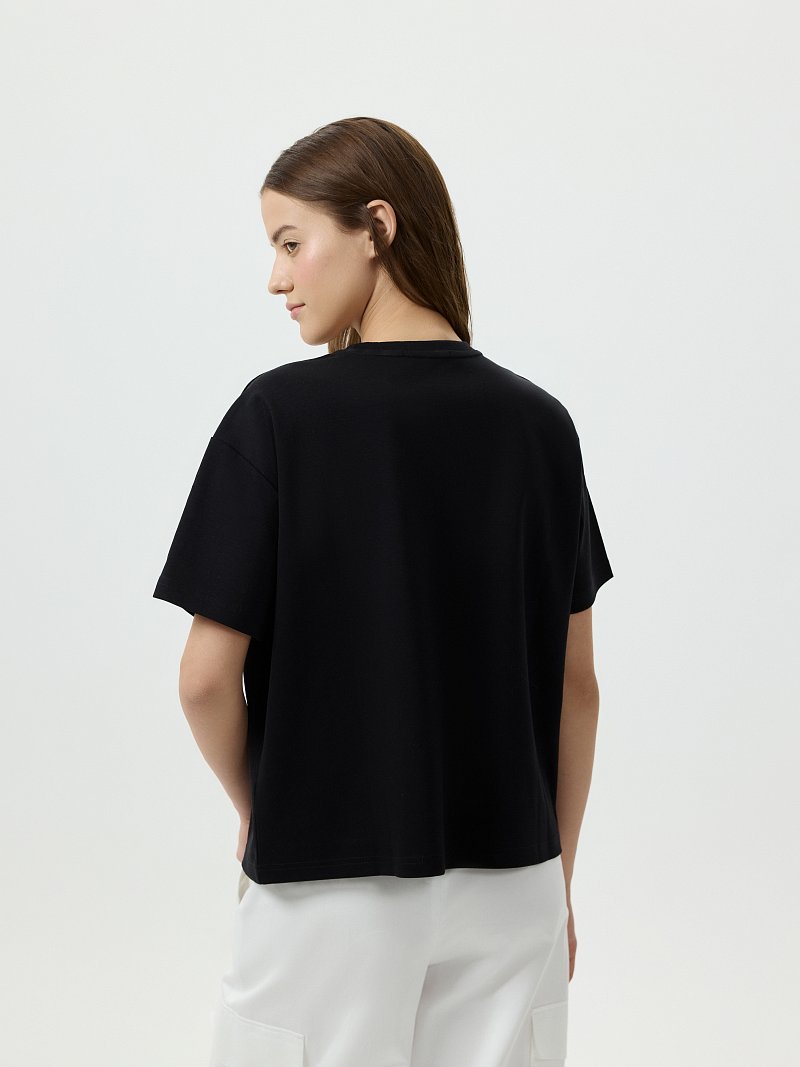 Однотонная футболка из 100% хлопка 