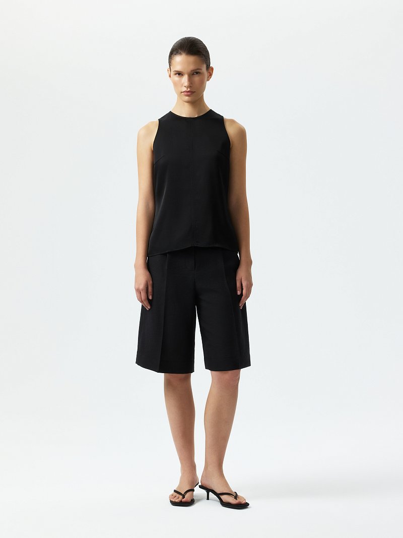 Атласный топ прямого кроя