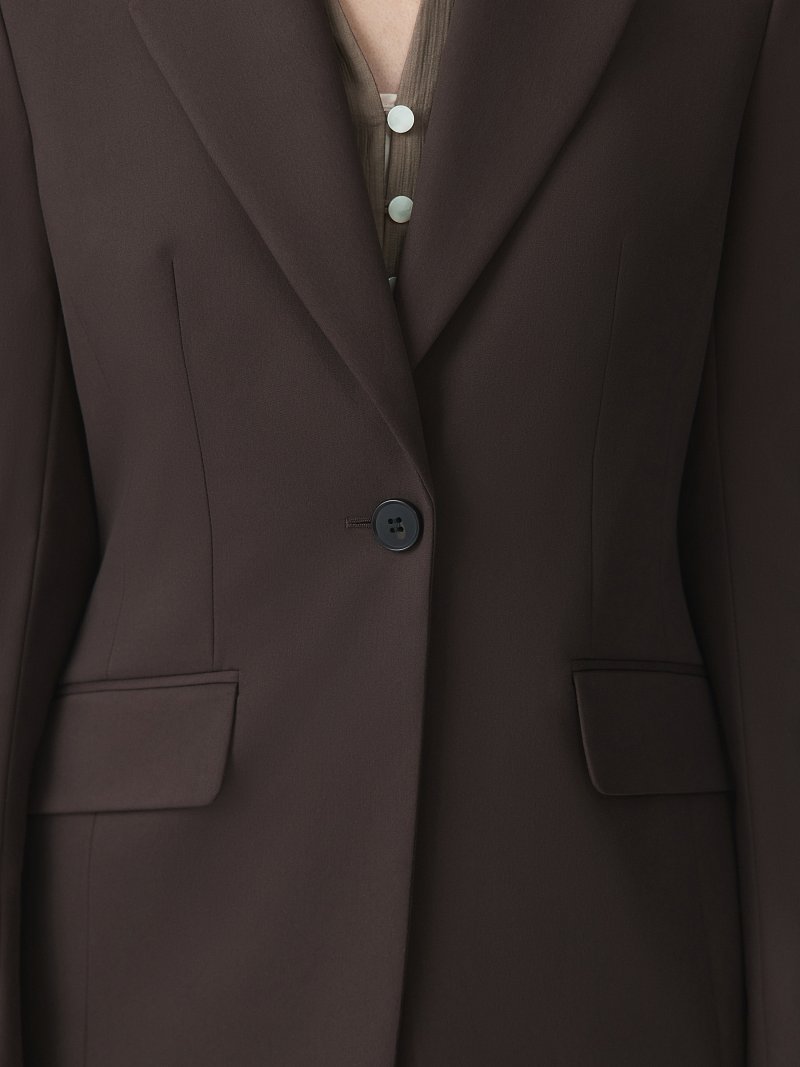 Приталенный жакет 