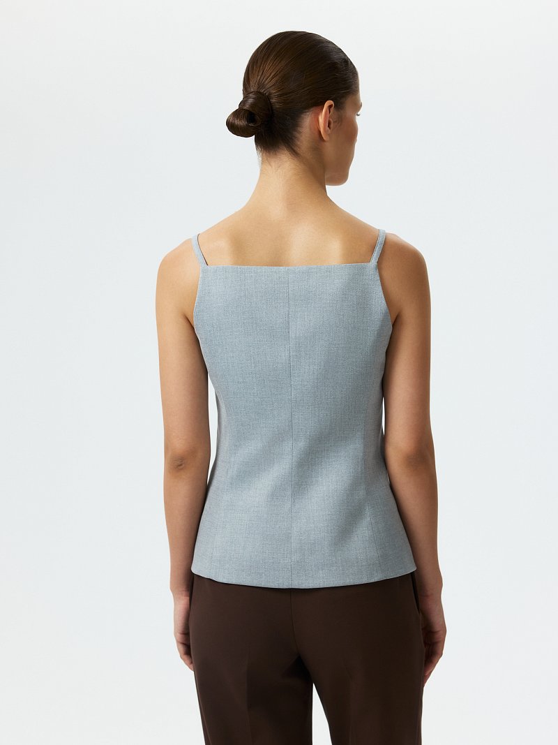 Жилет с квадратным вырезом