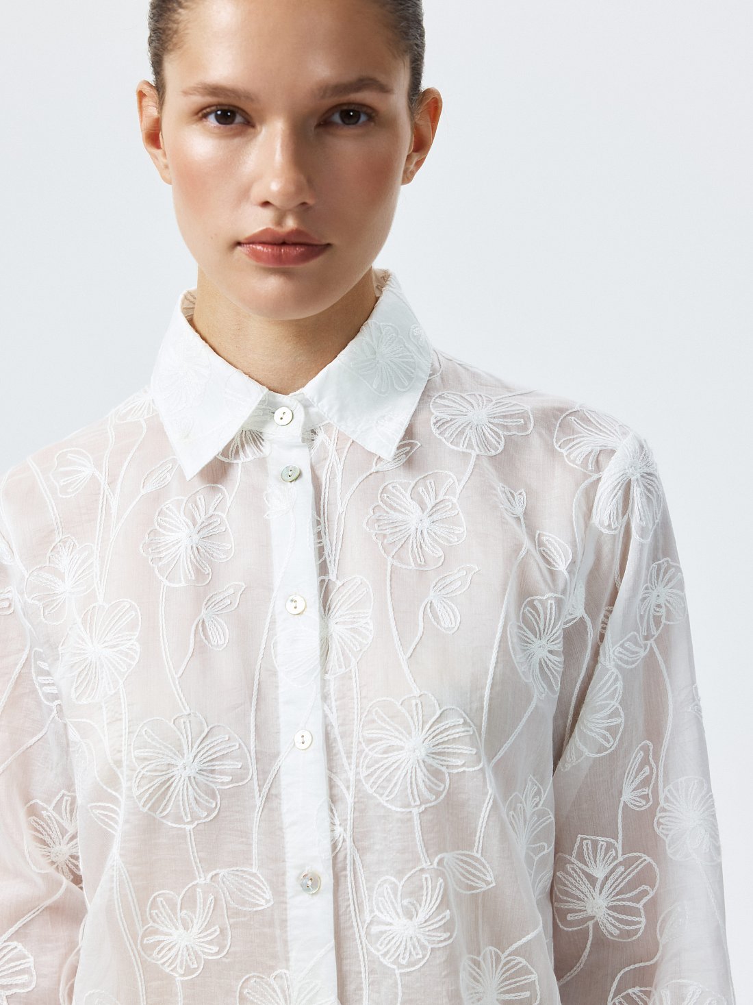 Рубашка из лиоцелла с вышивкой: фото №1