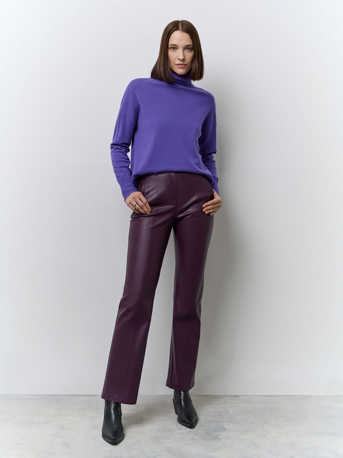 Брюки-клеш из экокожи: фото №1