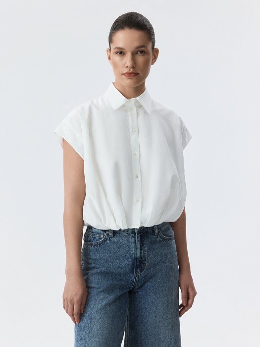 Укороченная блуза без рукавов: фото №3