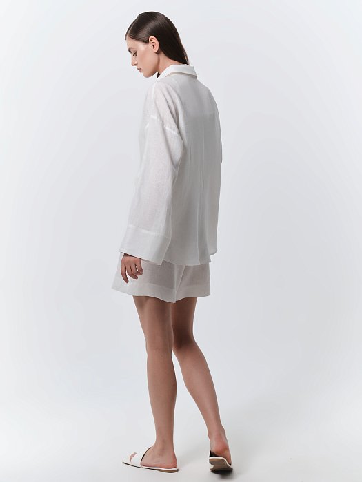 Костюм с рубашкой и шортами: фото №4