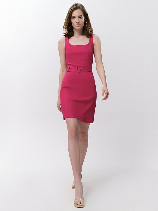 Приталенное платье с поясом: фото №6