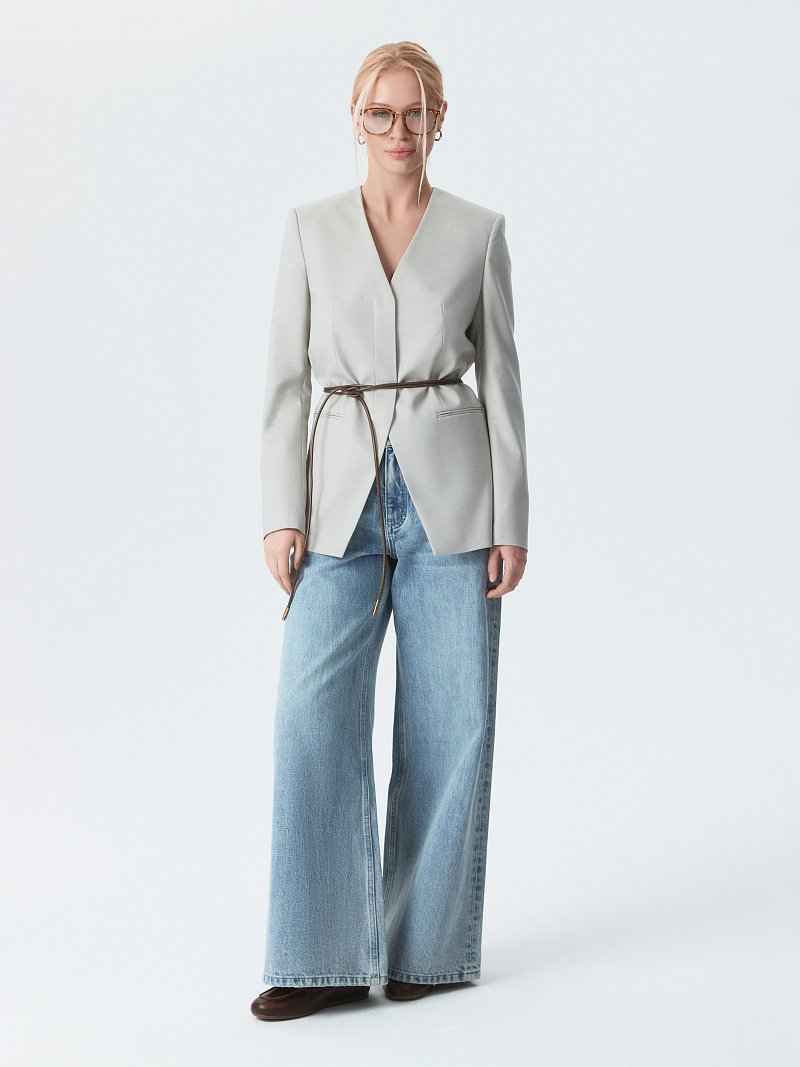 Прямой жакет без лацканов