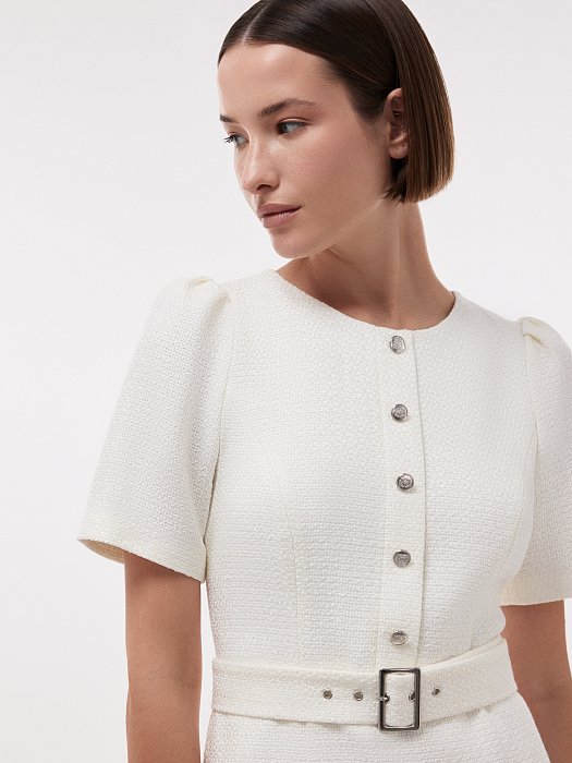 Платье из твида с поясом: фото №4