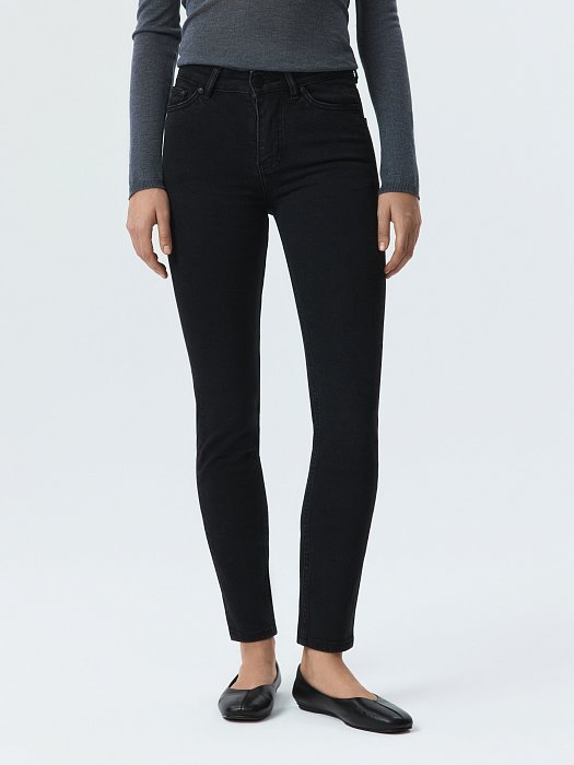 Зауженные джинсы: фото №2