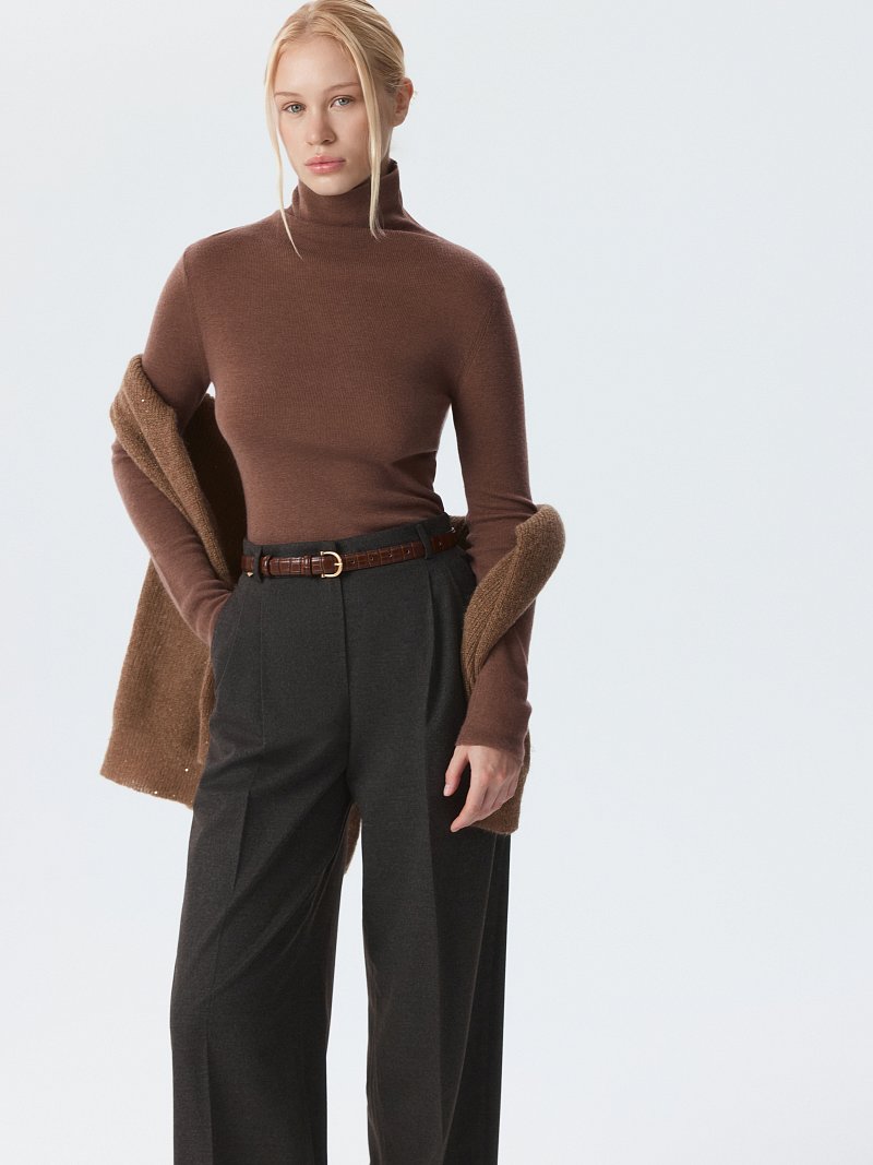 Широкие брюки из фланели