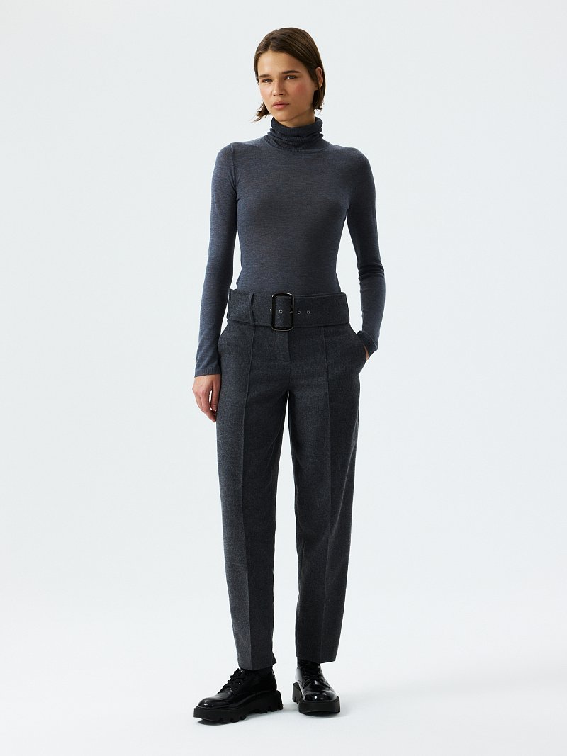 Зауженные брюки из фланели