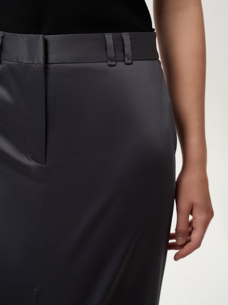 Атласная мини-юбка