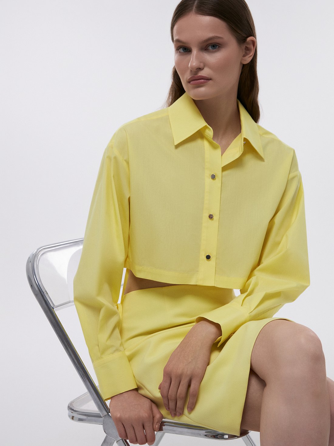 Укороченная рубашка со шнуровкой: фото №1